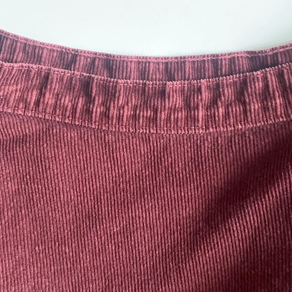 Original American Apparel Corduroy Burgundy Skater Skirt - Picture 3 of 7